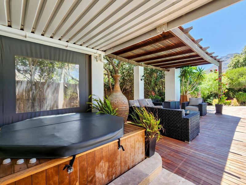 5 Bedroom Property for Sale in Helgarda Estate Western Cape